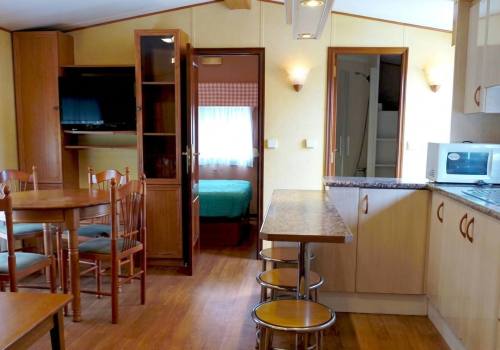 Interior de casa móvil de Camping Cangas